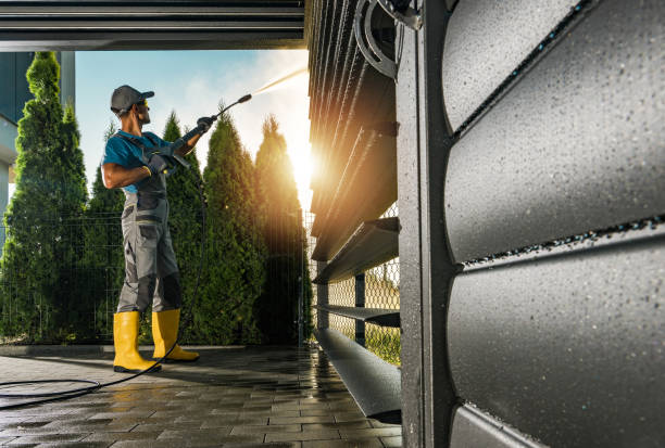Best Pool Deck Cleaning  in Crystal River, FL